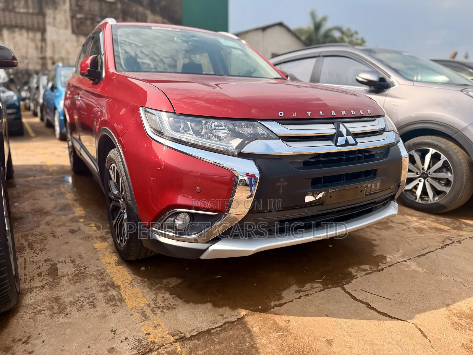 Mitsubishi Outlander 2.4 PHEV AWD 2017 Red