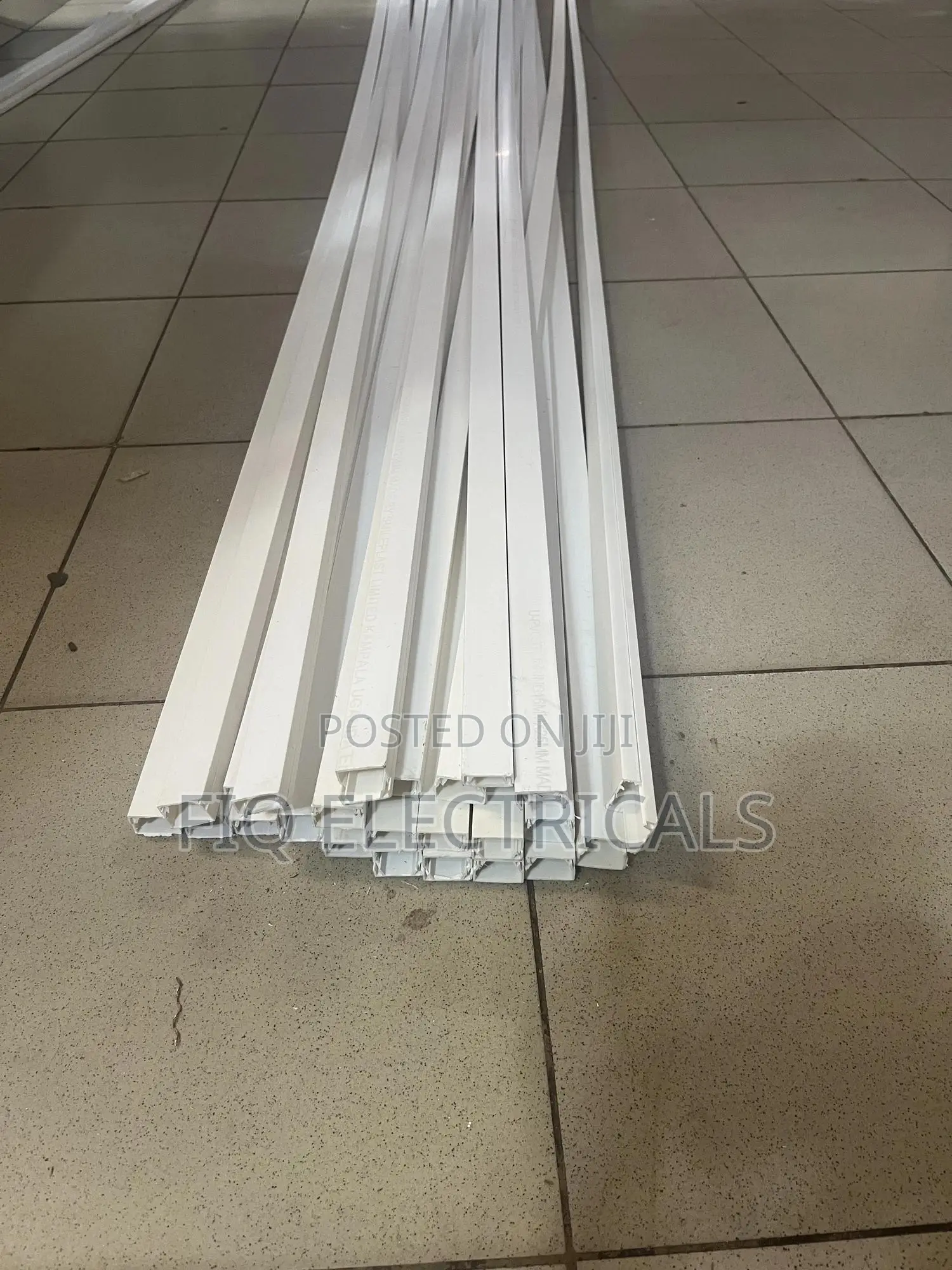 Cable Trunkings 16 by 25