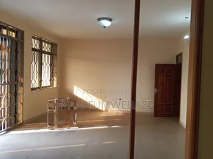 3bdrm Apartment in Lubowa, Makindye for rent