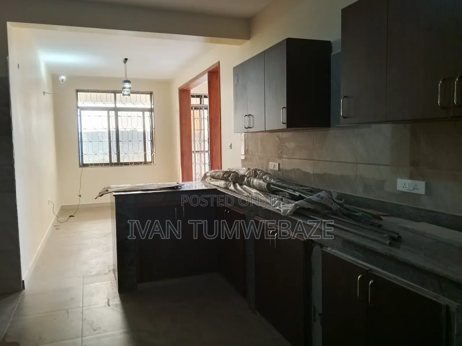 3bdrm Apartment in Lubowa, Makindye for rent