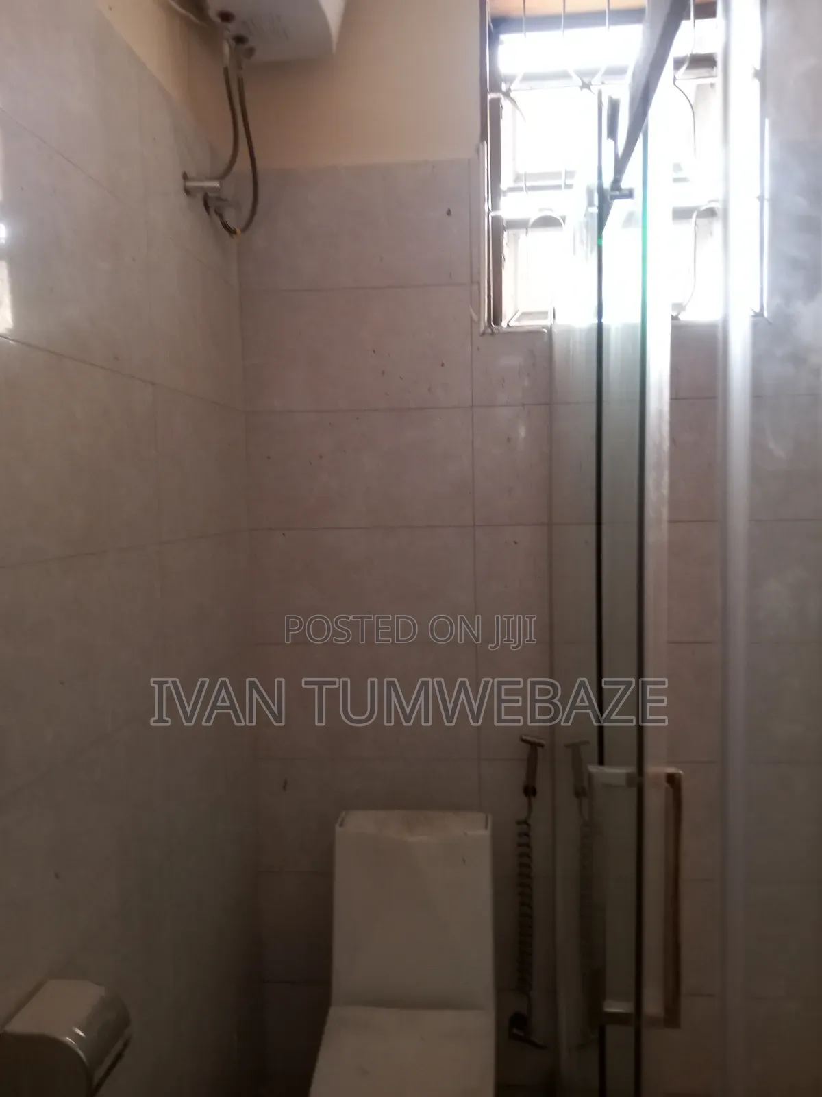 3bdrm Apartment in Lubowa, Makindye for rent