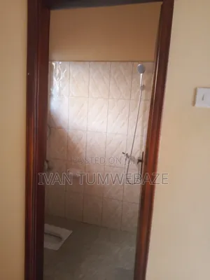 1bdrm Bungalow in Kitende Entebbe Road, Makindye for rent
