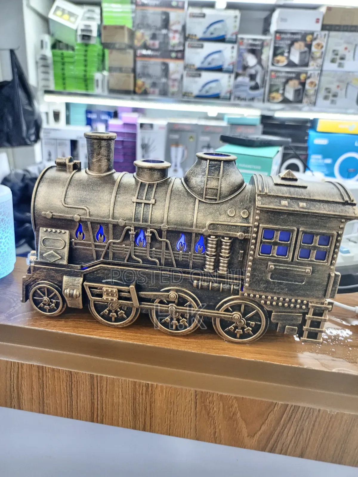 Holdmay Aroma Diffuser, the Cannon Train Aroma, Model Kp-2100.