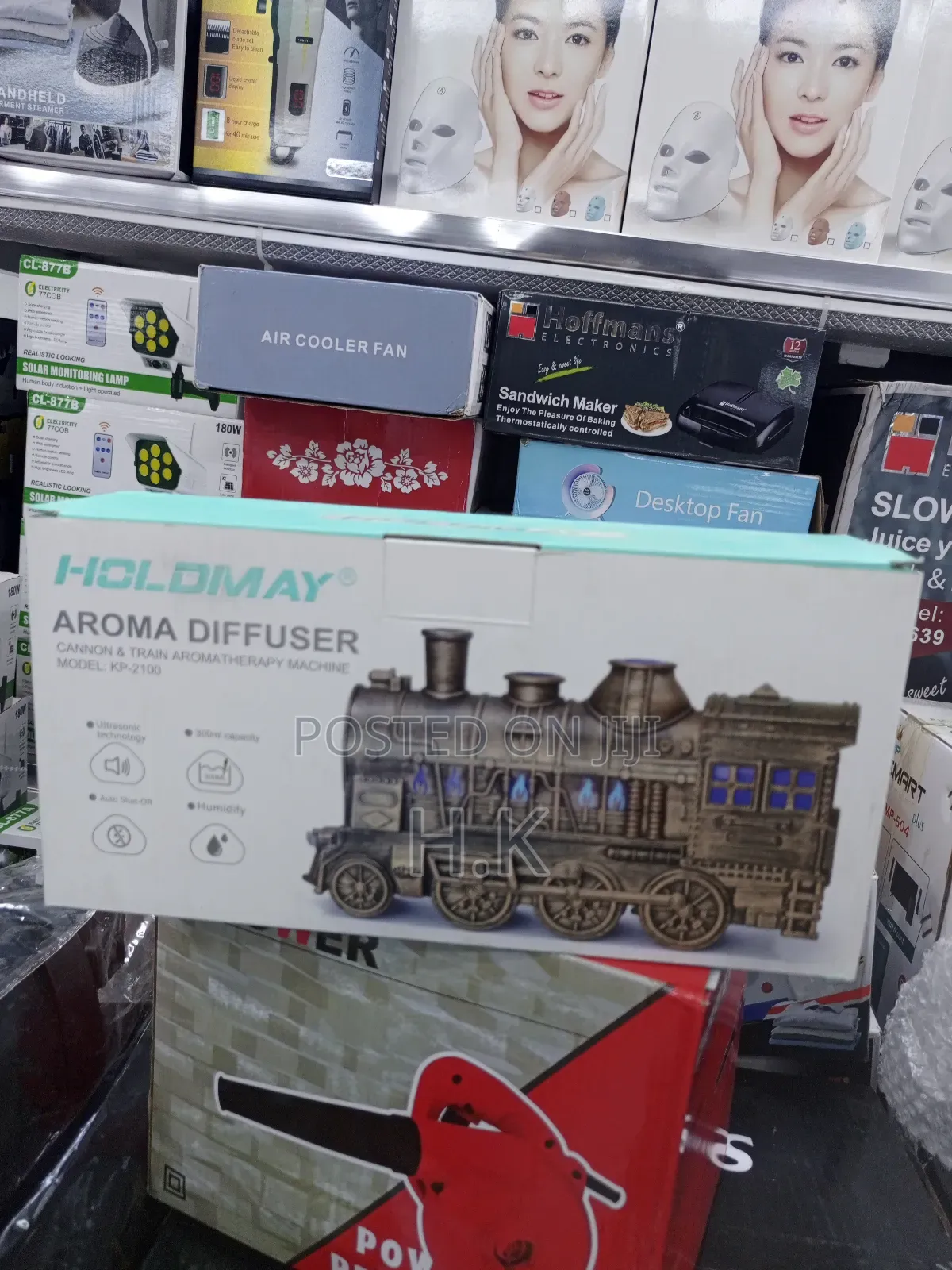 Holdmay Aroma Diffuser, the Cannon Train Aroma, Model Kp-2100.