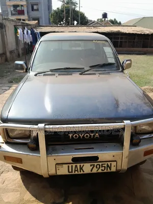 Toyota Hilux 1998 Gray