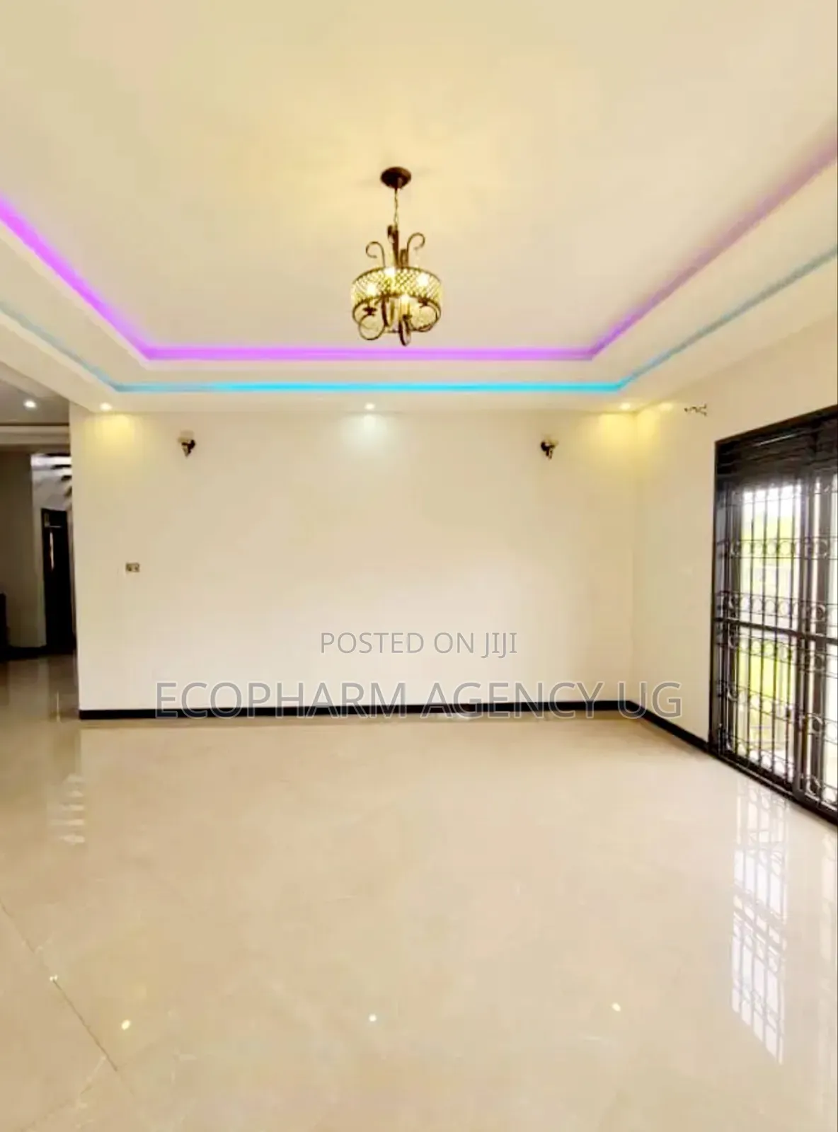 5bdrm Duplex in Kira, Central Division for sale