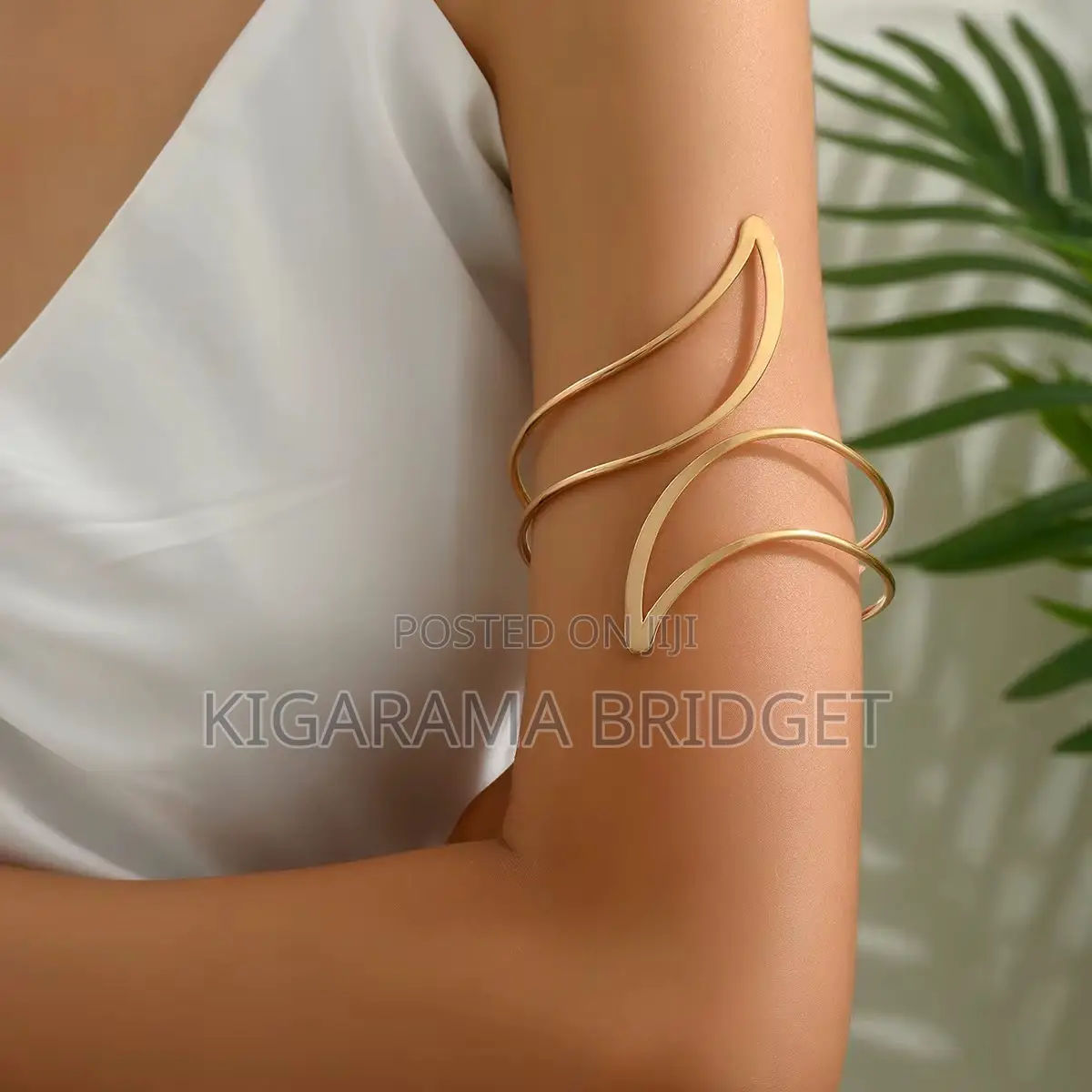 Arm Cuffs in Different Designs