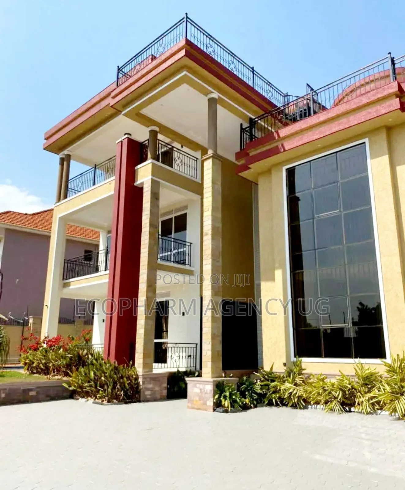5bdrm Duplex in Kira, Central Division for sale