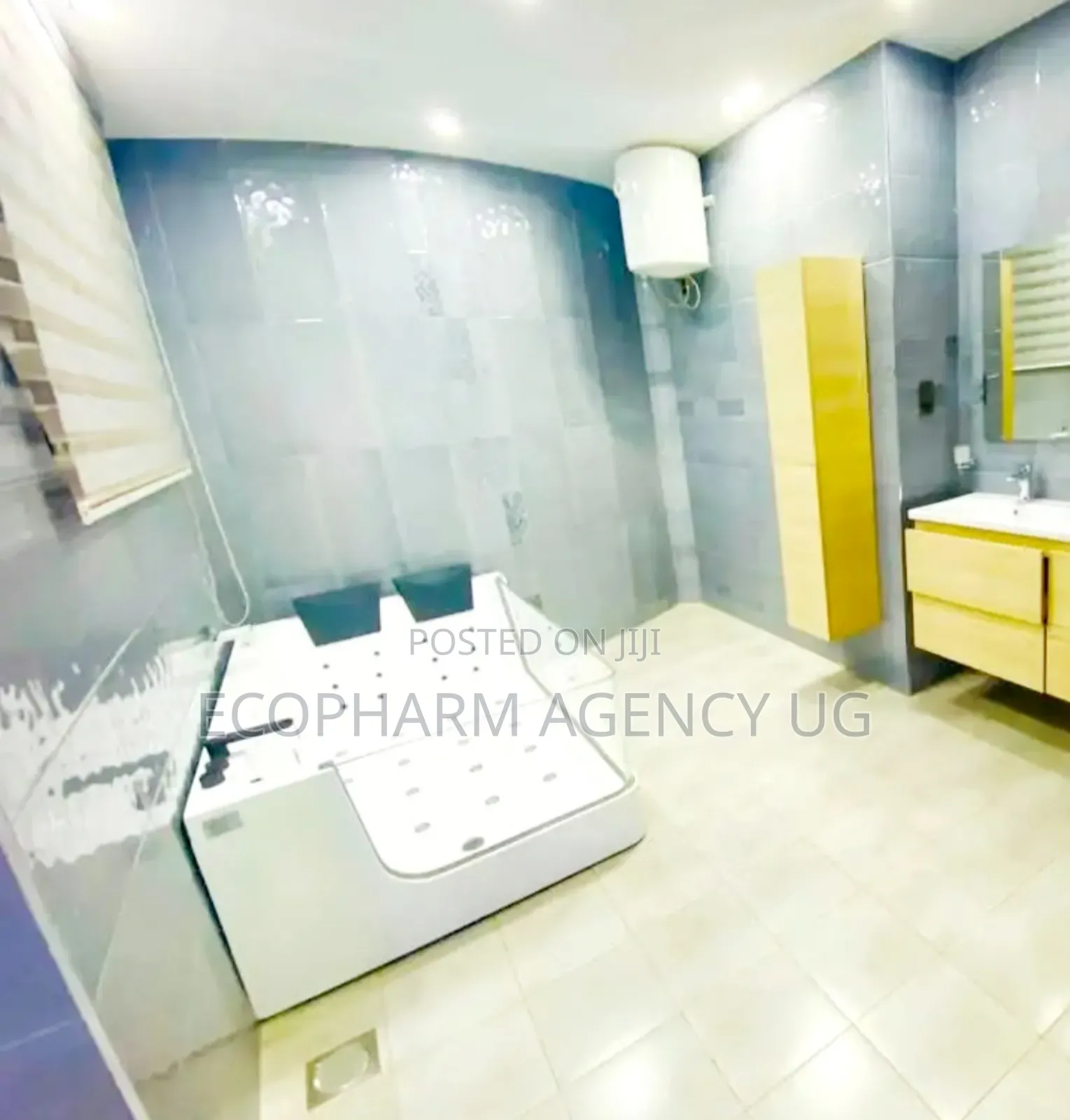 5bdrm Duplex in Kira, Central Division for sale