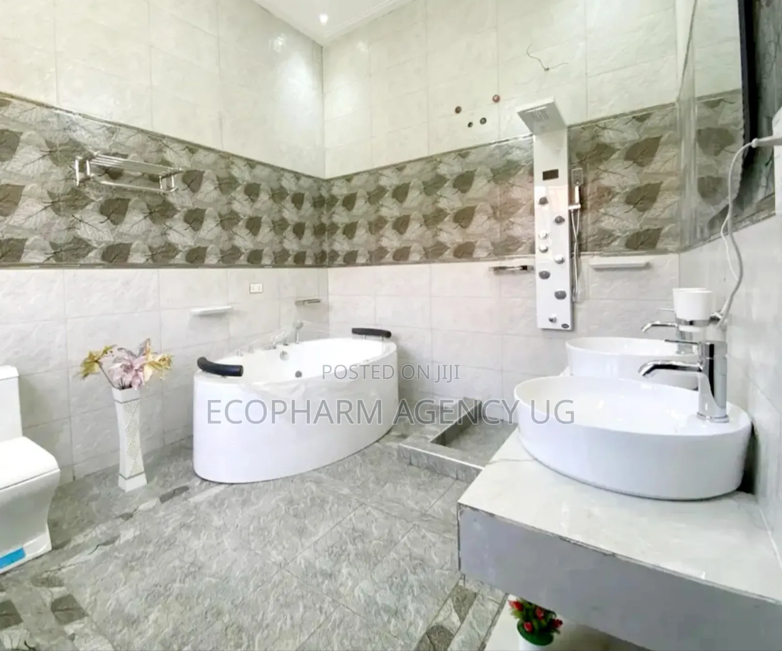 5bdrm Duplex in Kira, Central Division for sale