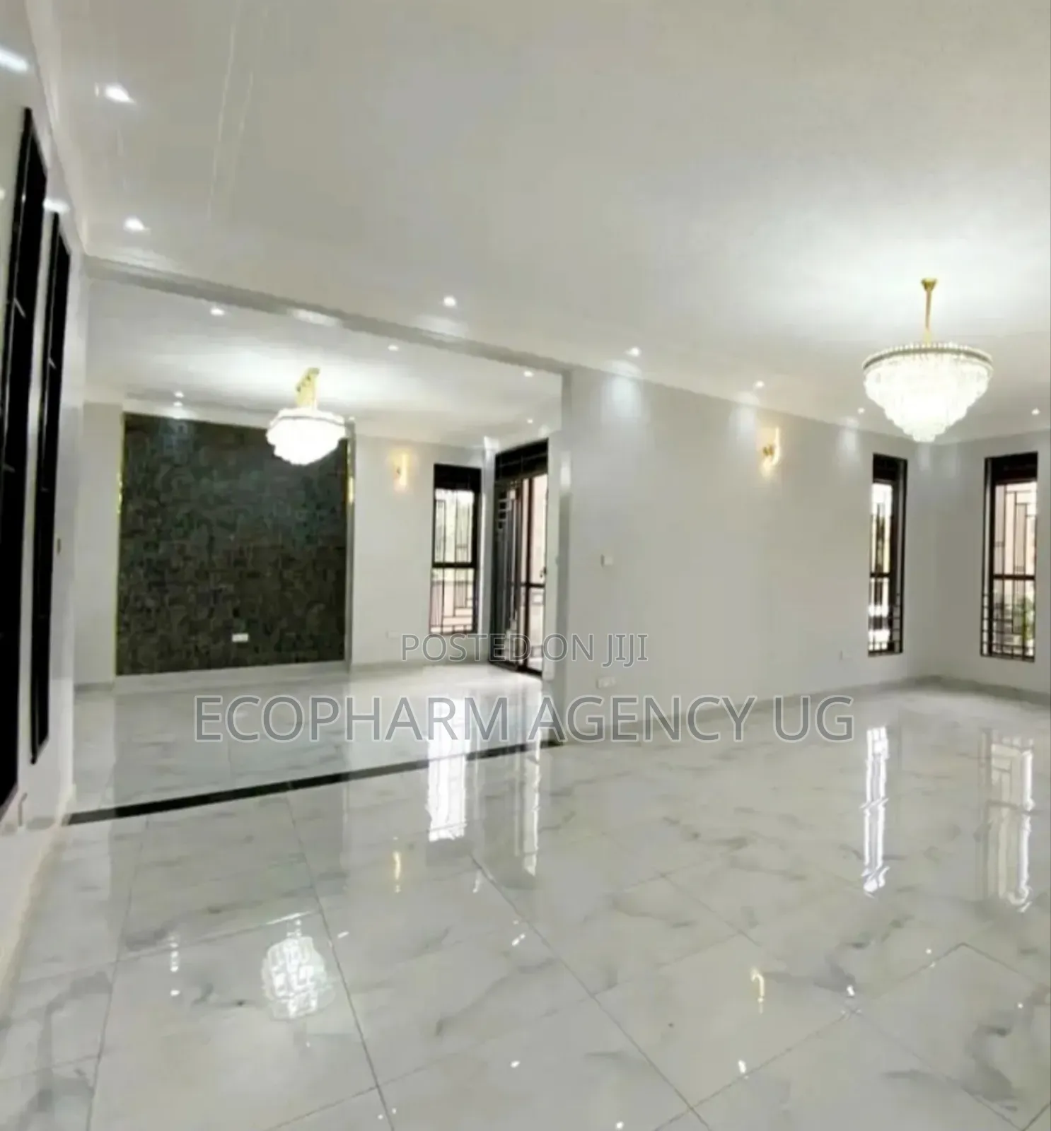 5bdrm Duplex in Kira, Central Division for sale