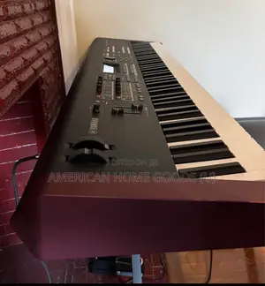 Professional Yamaha Moxf8 Piano Keyboard 88 Weighted Keys, With Case