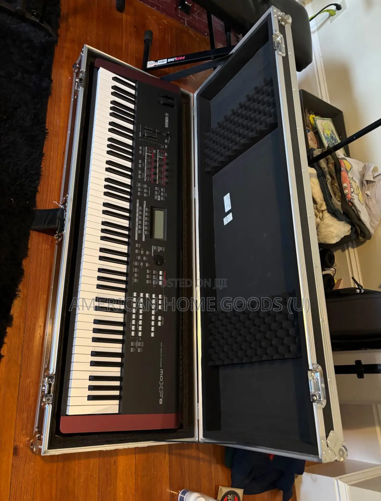 Professional Yamaha Moxf8 Piano Keyboard 88 Weighted Keys, With Case