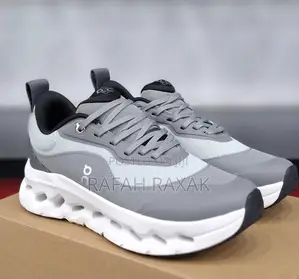 Original Men’S Grey Leowe X On Cloudtilt 2.0 Running Sneakers