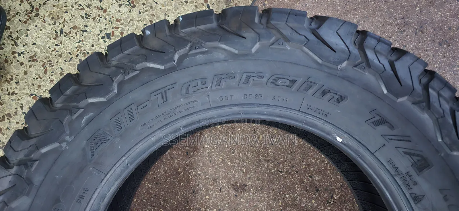 265/65r17 Original Bf Goodrich Slightly Used