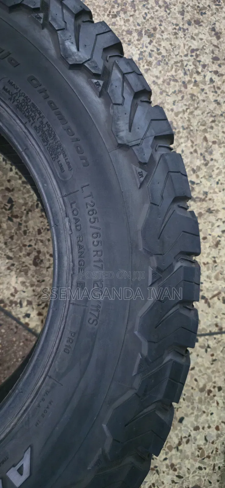 265/65r17 Original Bf Goodrich Slightly Used