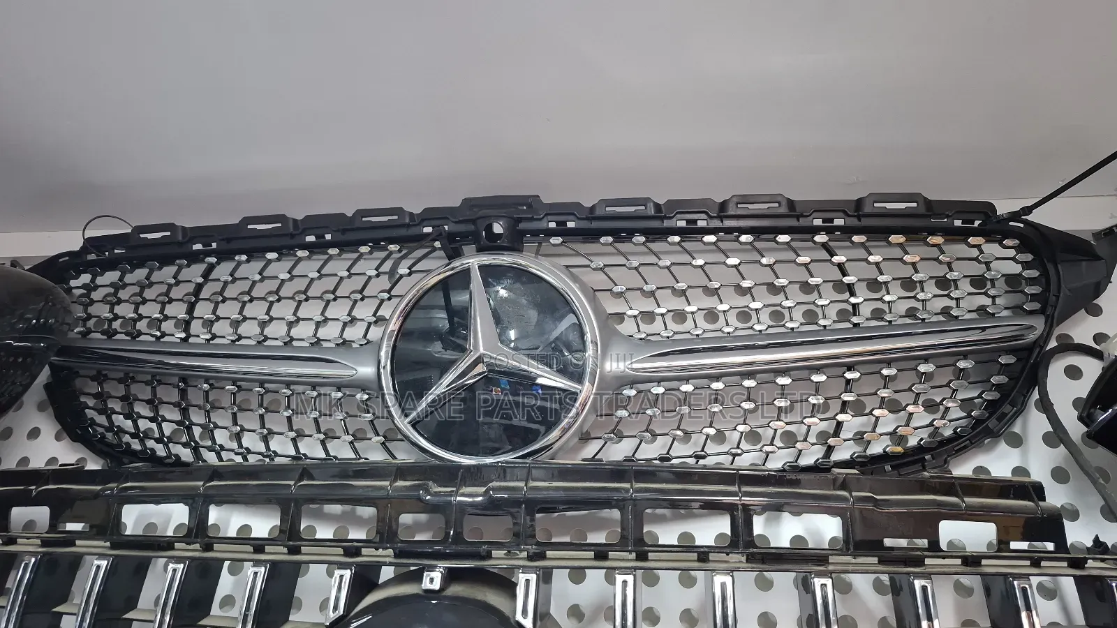 Mercedes Benz Grille 4matic