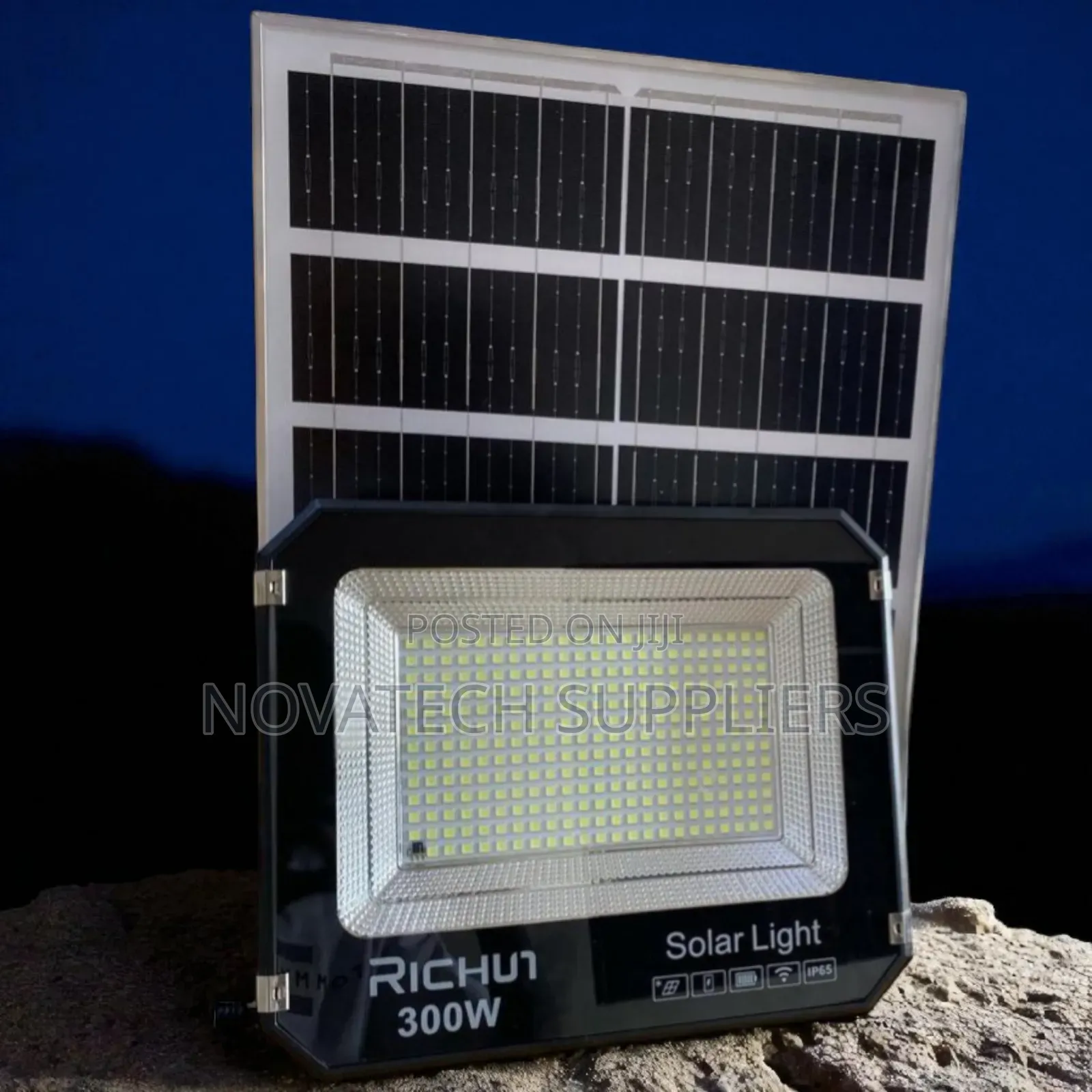 Richur 300w Solar Flood Light for Compound Garden