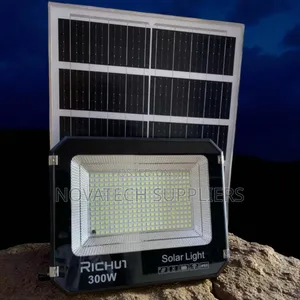 Weatherproof 300w Richur Solar Flood Light for Uganda