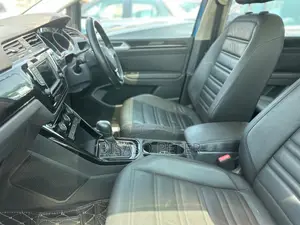 Volkswagen Touran 2016 Blue