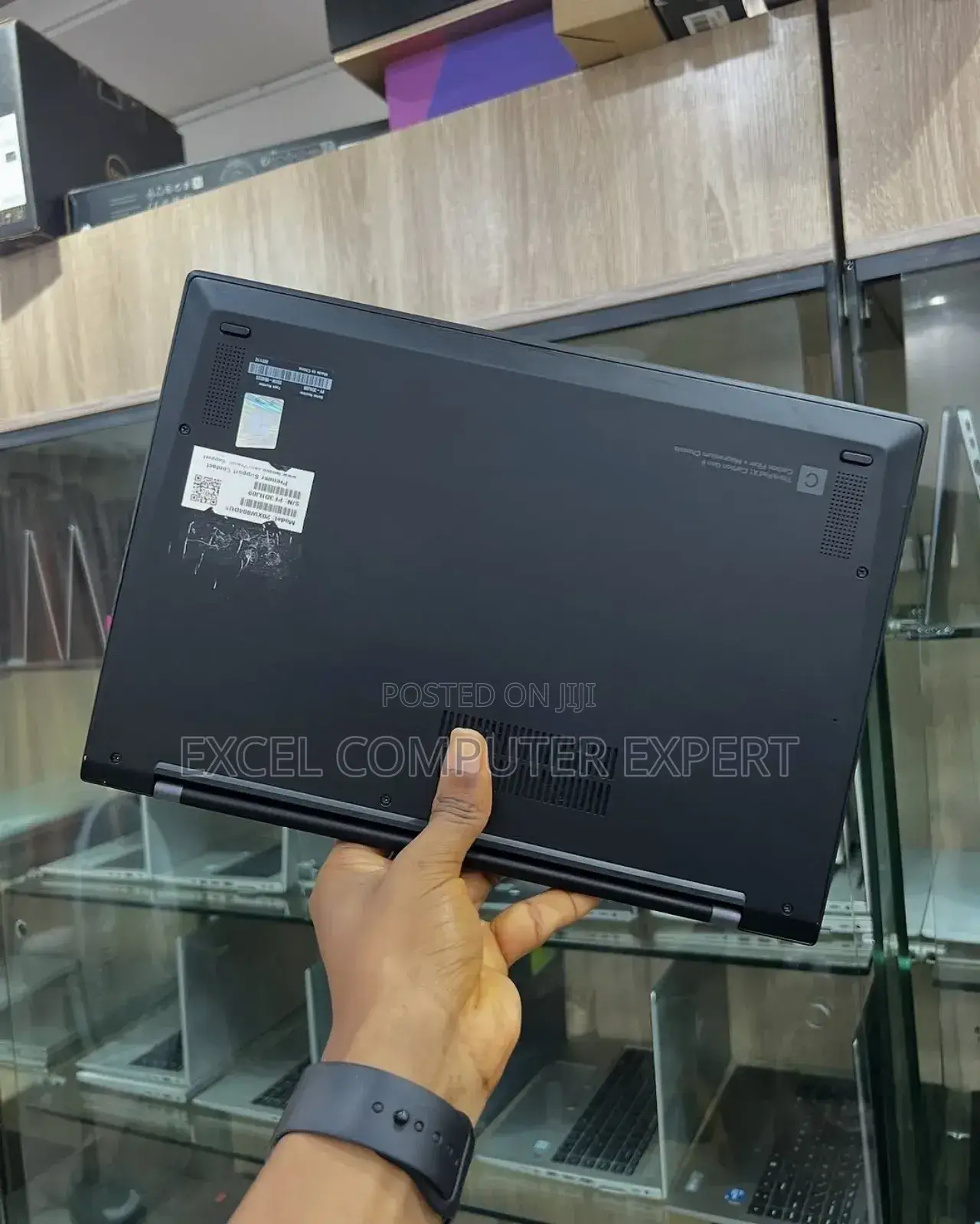 New Laptop Lenovo ThinkPad X1 Carbon Gen11 16GB Intel Core i7 SSD 512GB