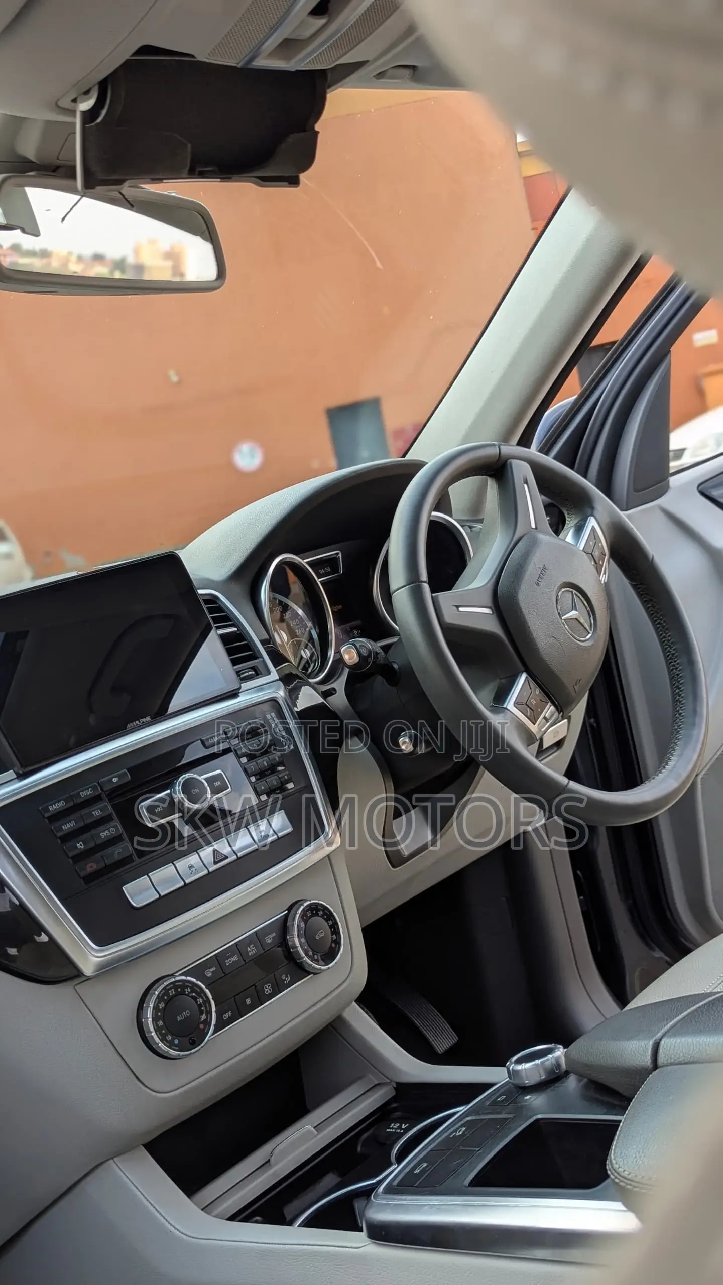 Mercedes-Benz C180 2016 White