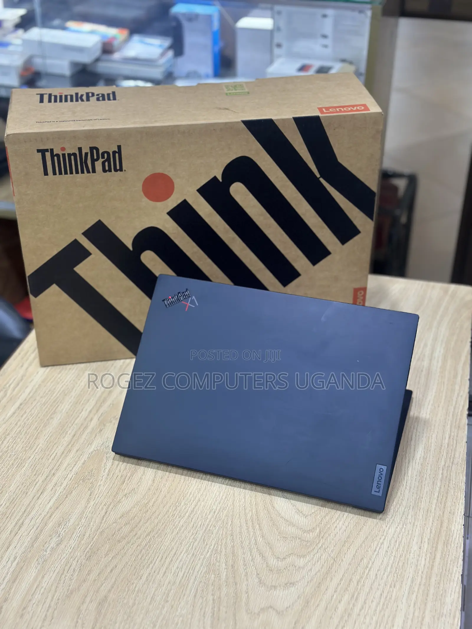 New Laptop Lenovo ThinkPad X1 Carbon Gen11 16GB Intel Core I7 SSD 512GB