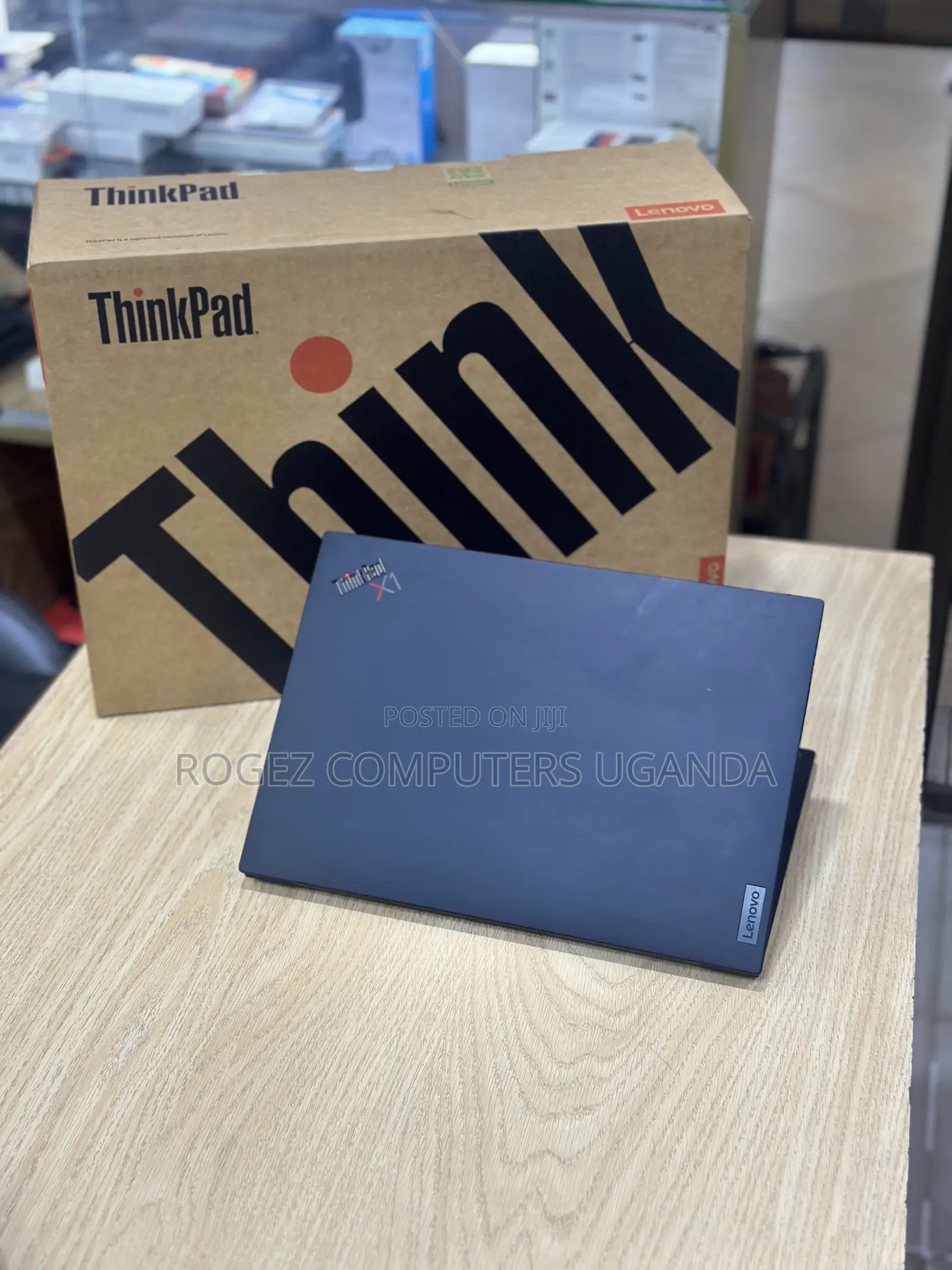 New Laptop Lenovo ThinkPad X1 Carbon Gen11 16GB Intel Core I7 SSD 512GB