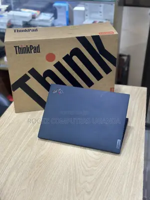 New Laptop Lenovo ThinkPad X1 Carbon Gen11 16GB Intel Core I7 SSD 512GB