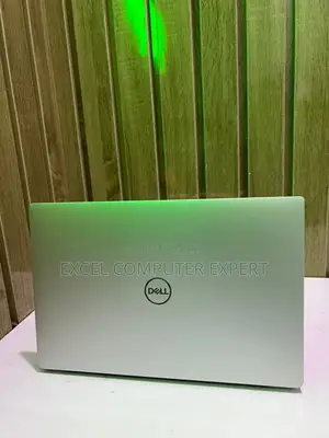 New Laptop Dell XPS 13 9370 16GB Intel Core i5 SSD 512GB