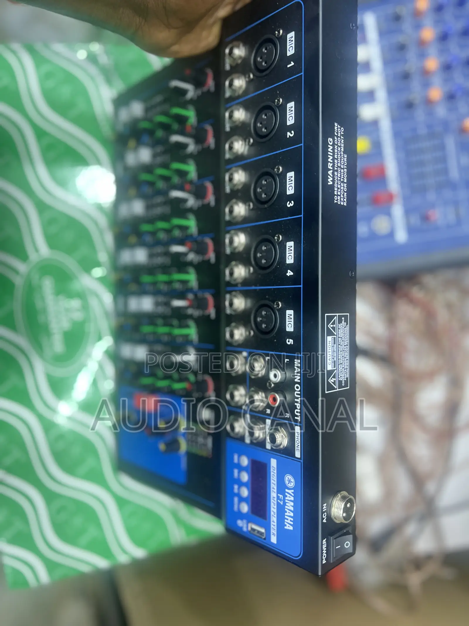 Yamaha 5 Channel Mixer