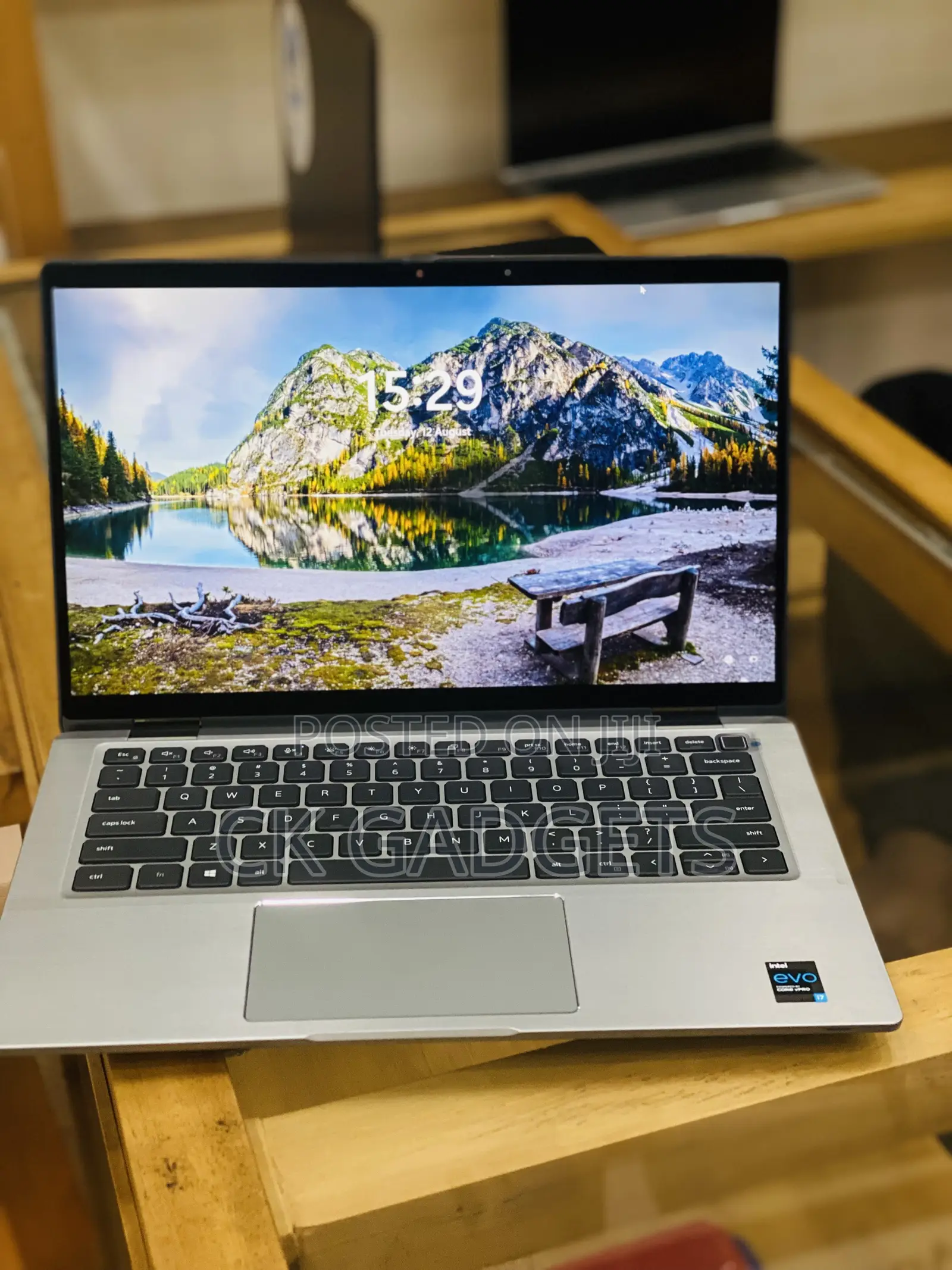 New Laptop Dell Latitude 7420 16GB Intel Core I7 SSD 256GB
