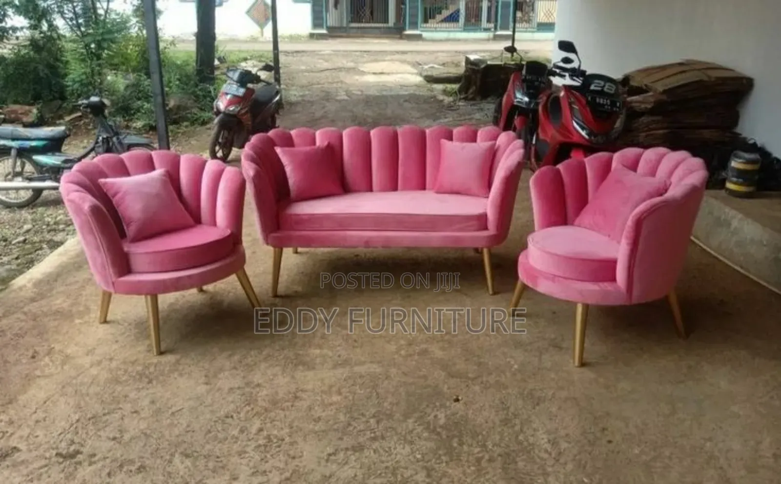 Saloon Sofa