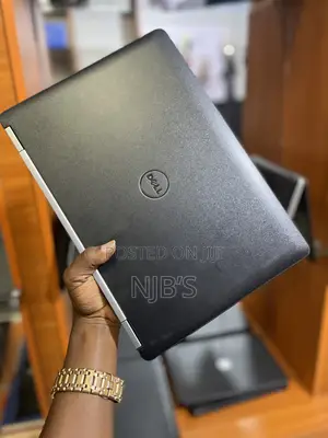 Laptop Dell Latitude E7470 8GB Intel Core I5 SSD 256GB