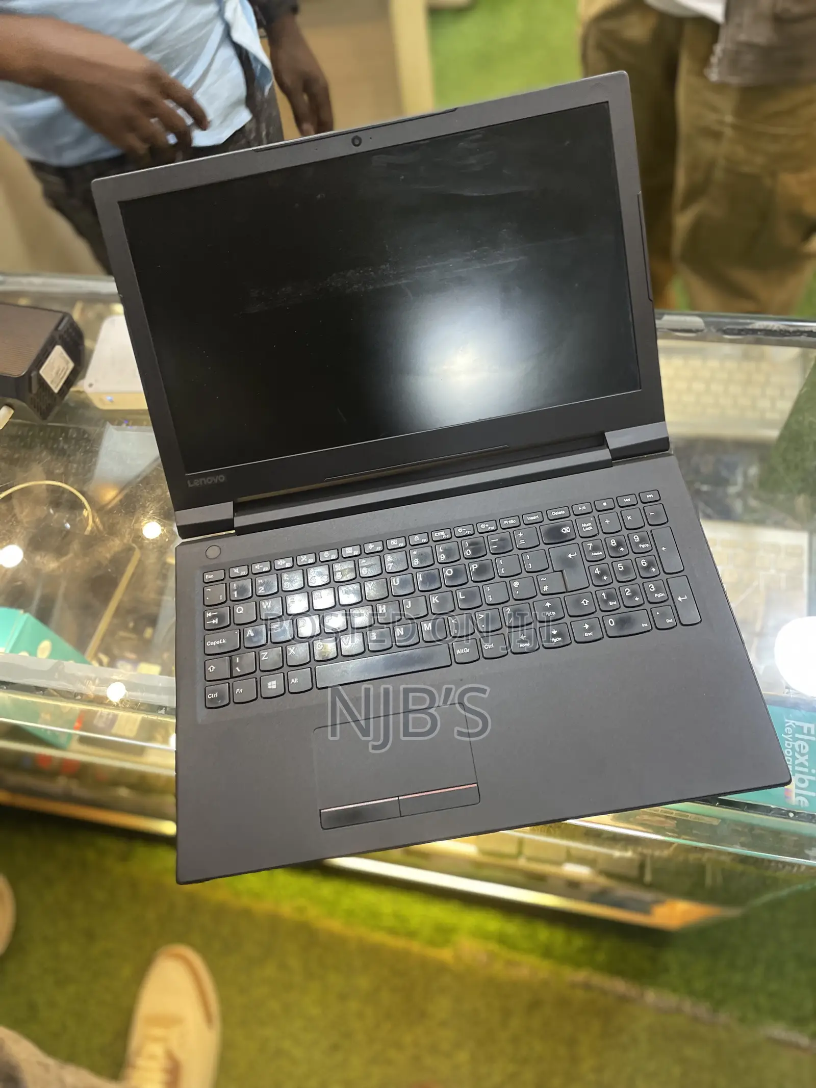 Laptop Lenovo V110 4GB Intel Core I5 HDD 500GB