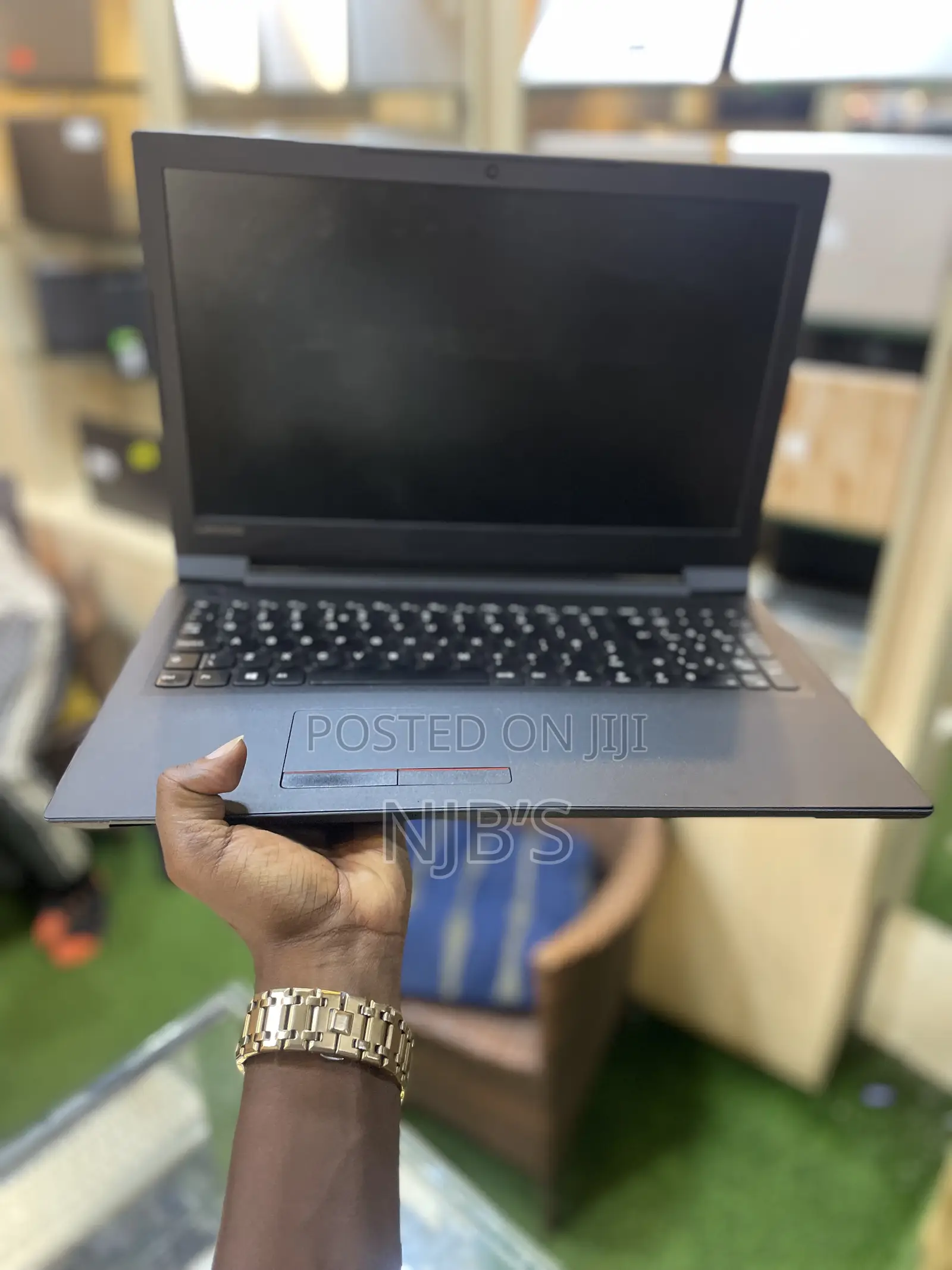 Laptop Lenovo V110 4GB Intel Core I5 HDD 500GB