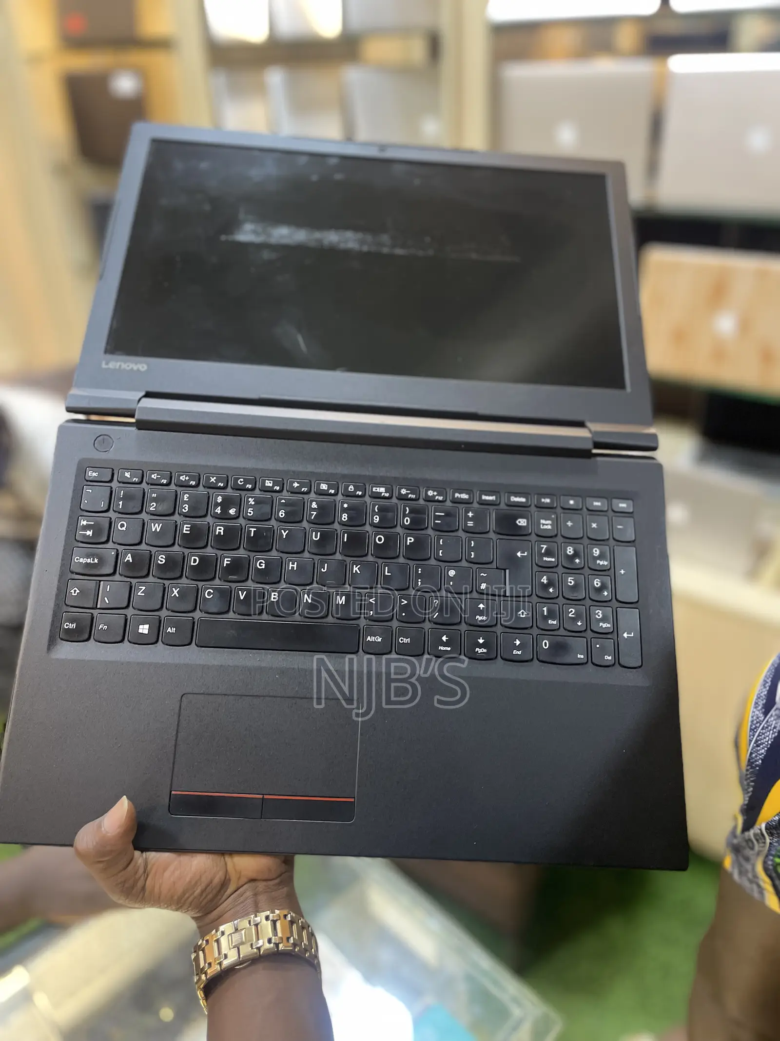 Laptop Lenovo V110 4GB Intel Core I5 HDD 500GB