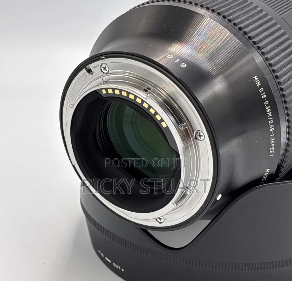 Sigma 24-70mm F2.8 Zoom Lens for Sony E-Mount
