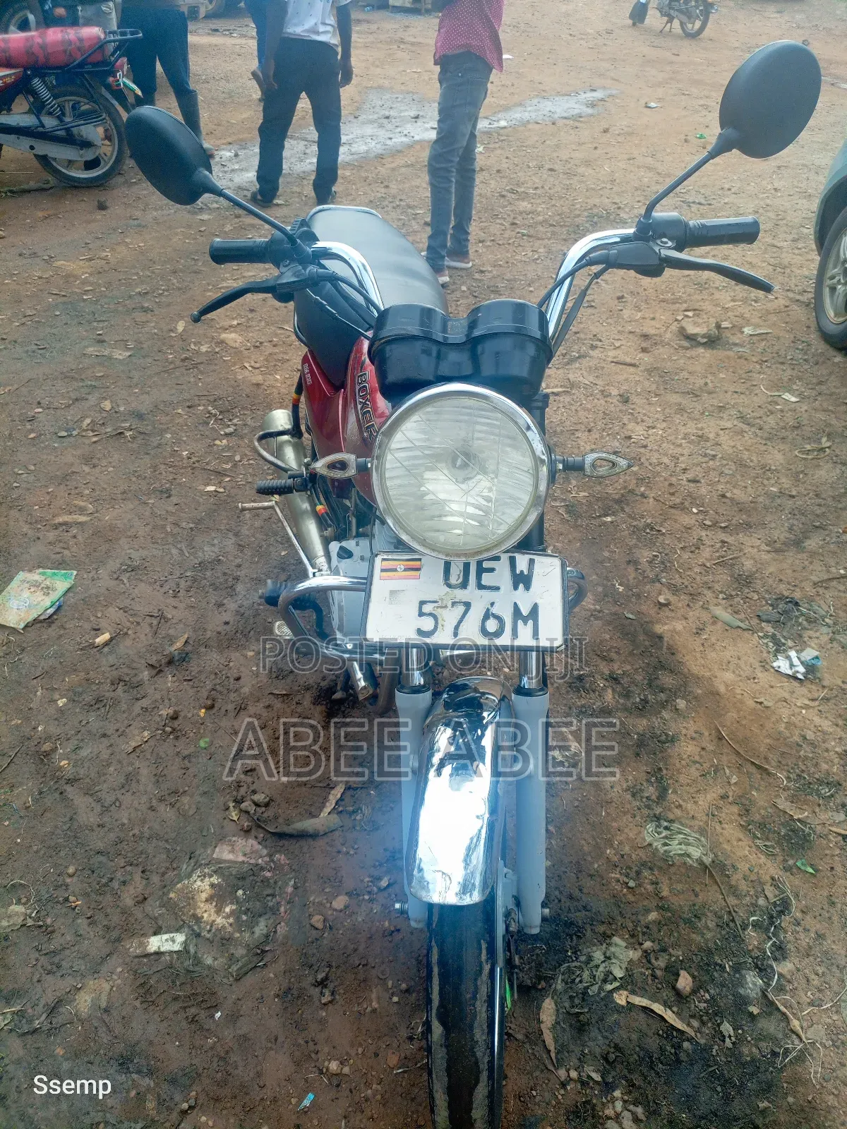Bajaj Boxer 100 2024 Red