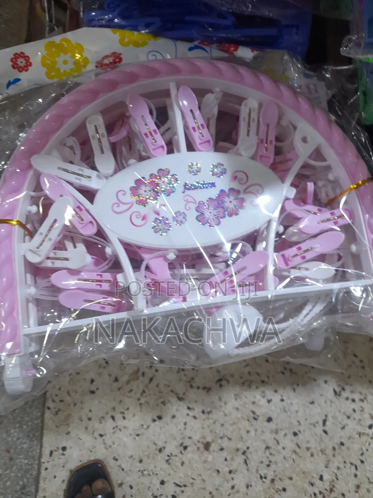 Its Good Quality of Pastic Pegs
