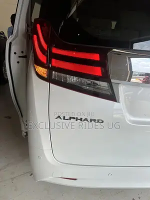 Toyota Alphard 2015 White