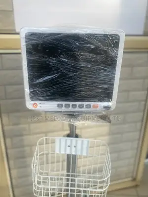 6 Parameter Patient Monitor