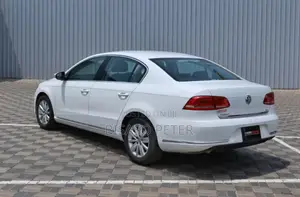 Volkswagen Passat 1.4 TDI BlueMotion Sedan 2012 White