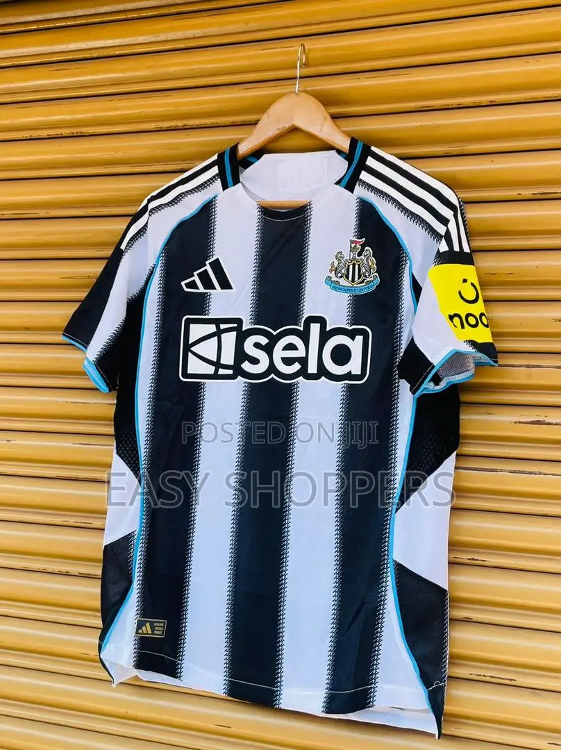 Newcastle United Fc 2025/26 Home Jersey.