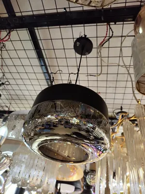 Black and Silver Pendant Lamp Holder