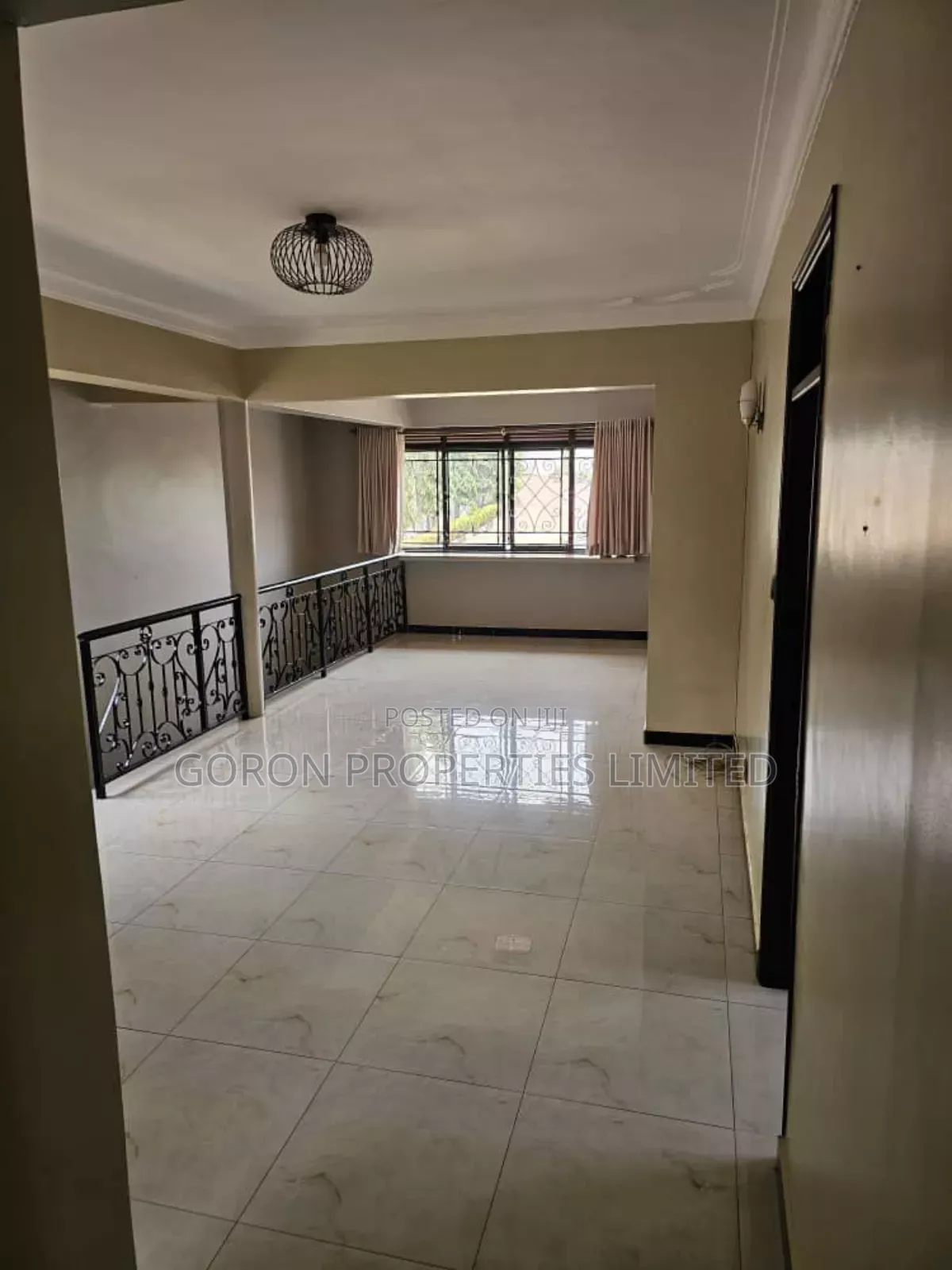 Furnished 4bdrm Maisonette in Bahai Estate, Central Division for rent