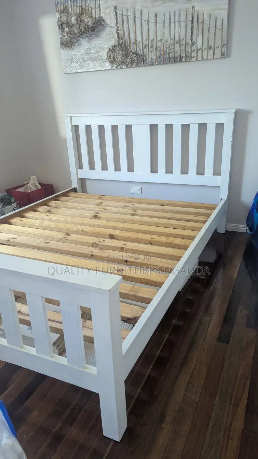 White 4x6 Strips Bed