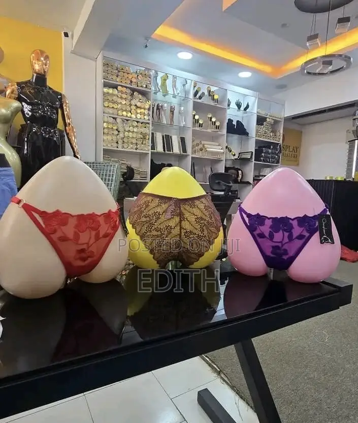 Plastic Knicker Display