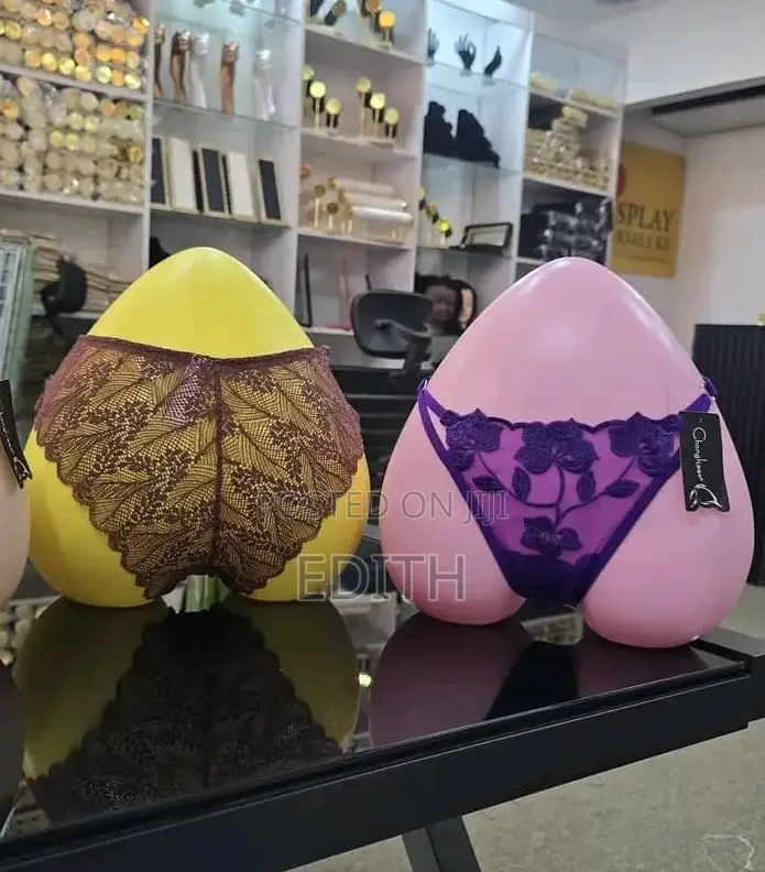 Plastic Knicker Display