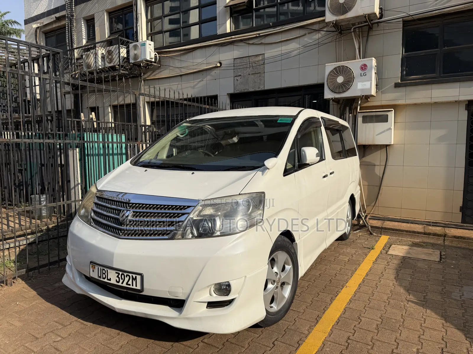 Toyota Alphard 2008 Silver